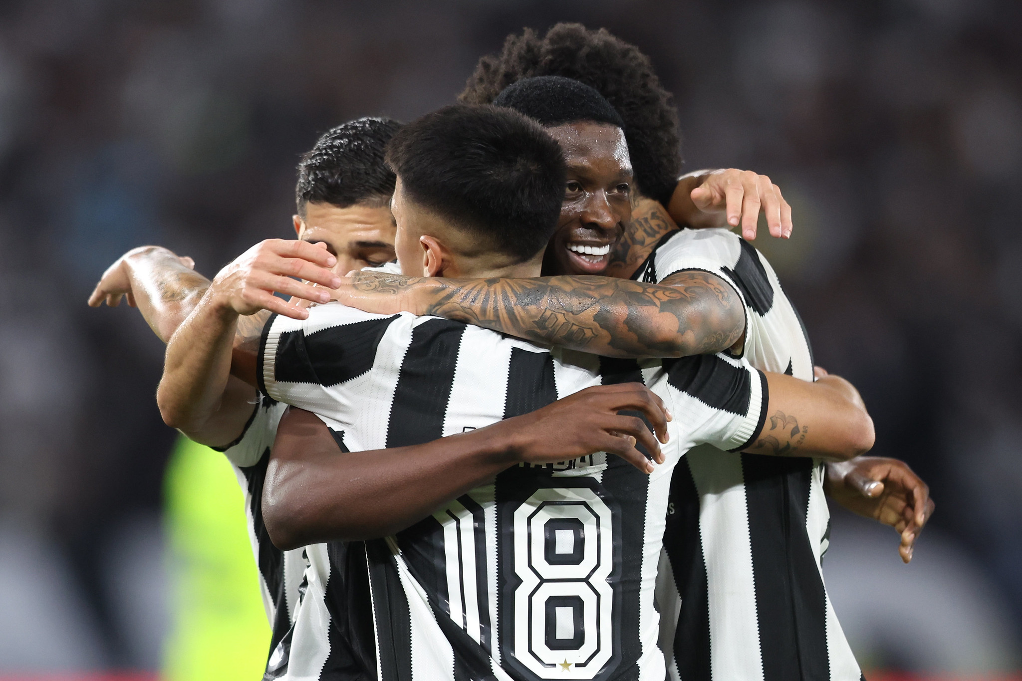 Jogadores comemorando. (Foto: Vitor Silva/Botafogo)