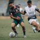 Fluminense e Corinthians lutam para sair da zona de rebaixamento. (FOTO: LUCAS MERÇON / FLUMINENSE F.C.)