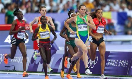 Flávia Maria fora dos 800m (Foto: Wagner Carmo/CBAt)