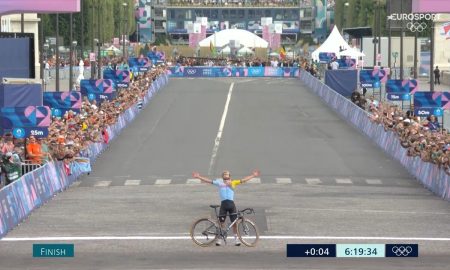Belga vence a final de ciclismo de estrada na reta final e conquista a medalha de ouro nas Olimpíadas de Paris 2024
