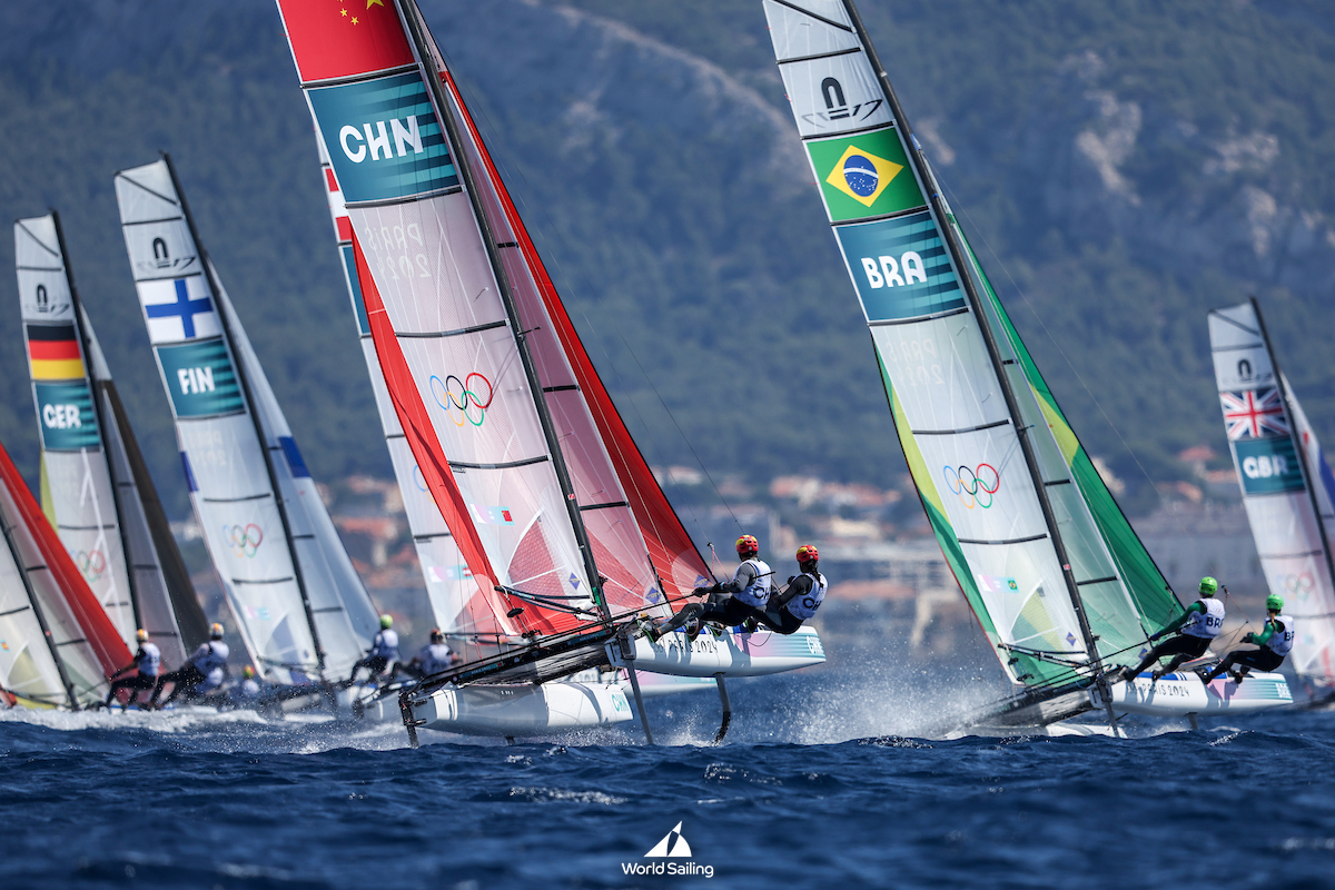 João Siemsen e Marina Arndt disputaram três regatas no Nacra 17 em Paris 24. Foto: World Sailing/Lloyd Images