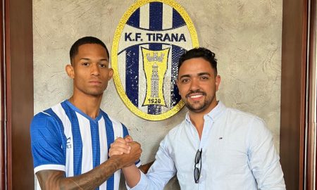 Davi Medrado com seu jogador no Tirana (Foto: KF Tirana/Divulgação)