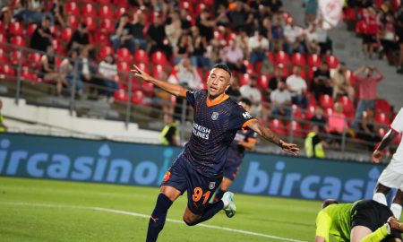 Davidson comemorando. (Foto: Divulgação/ Basaksehir)