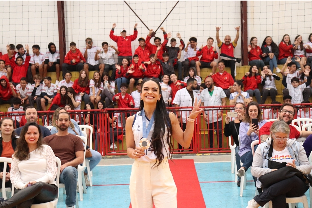 Evento com a medalha (Foto: Renato Santos/Divulgação)