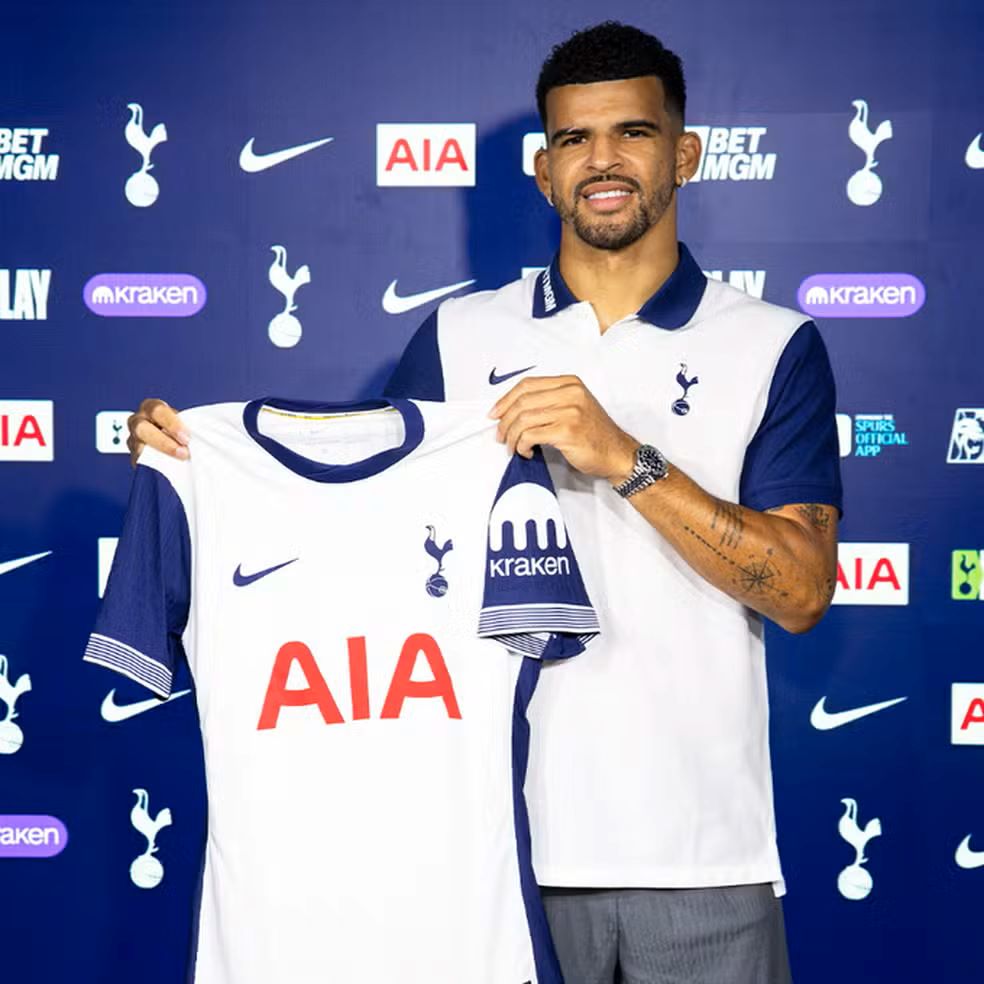 Solanke. (Foto: Divulgação/Tottenham)