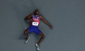 Noah Lyles disputou a final dos 200 metros rasos com Covid 19. Foto: Reprodução | Jogos Olímpicos