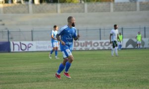 Marcelinho celebra vitória importante e bom momento na temporada. (Foto: Clara Fafa / Fotografia / Vitória-ES)