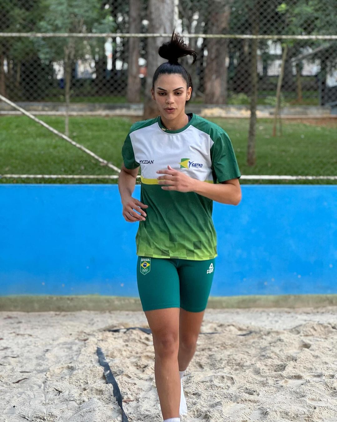 Caroline Santos estreou com derrota no taekwondo em Paris (Foto: Reprodução/Instagram)