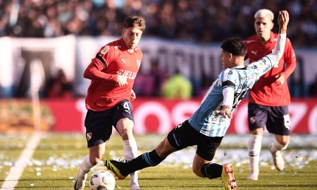 Racing pressiona, não fura retranca e empata com Independiente em 0 a 0.