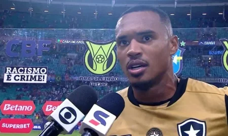 John salvou o Botafogo contra o Bahia (Foto: Reprodução/Premiere)