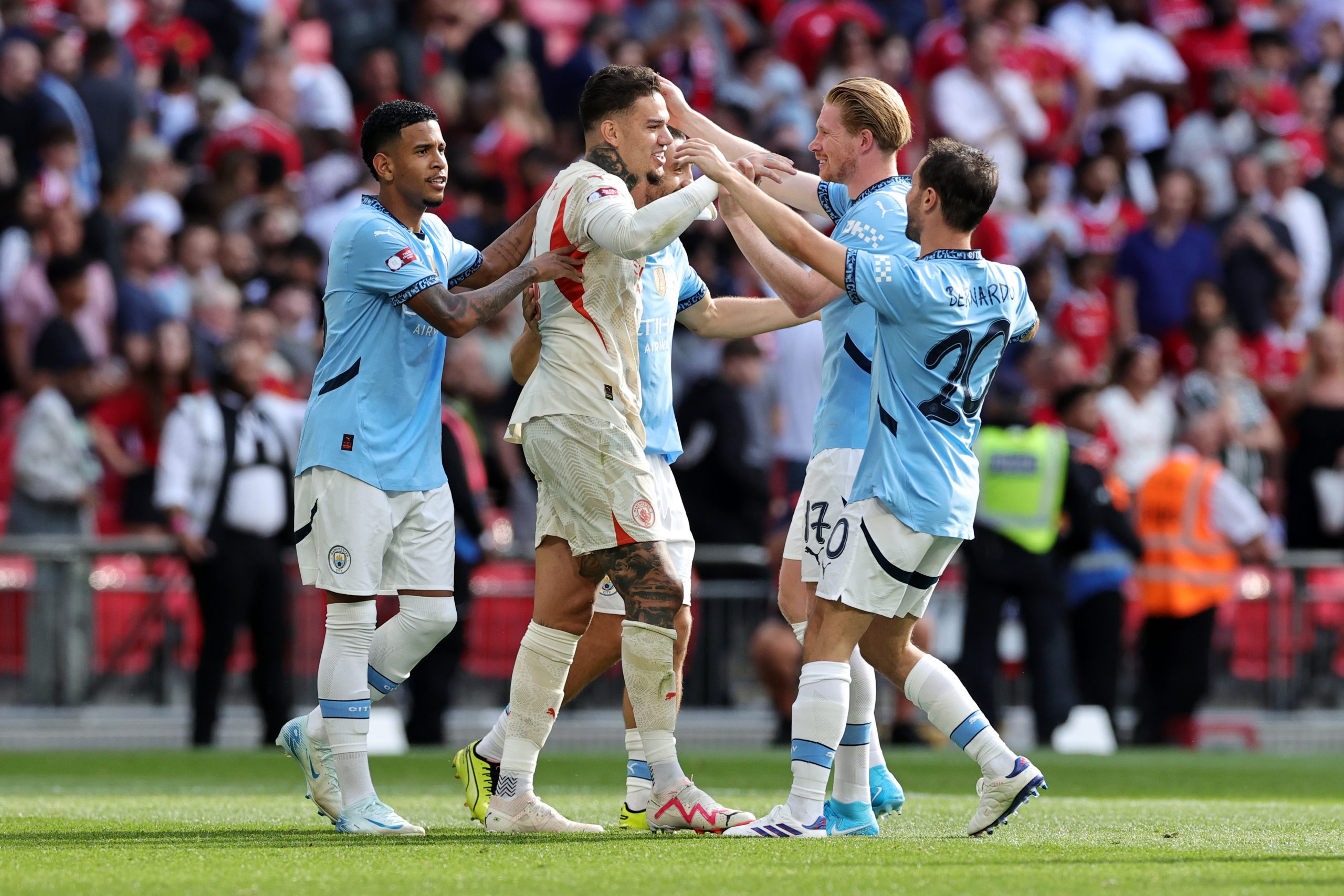 Manchester City vence United em Wembley. (Foto: David Rogers/Getty Images)