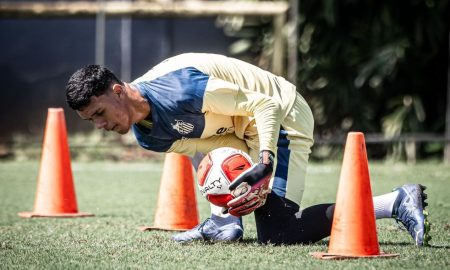 João Pedro goleito (Foto: DIvulgação / Santos FC)