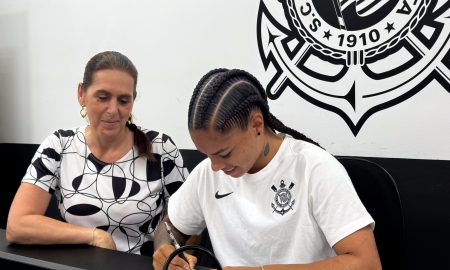 Recém-chegada, colombiana Robledo comenta sobre adaptação ao Corinthians. (Foto: Divulgação/Corinthians)