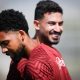 Pedro Henrique e Matheus Fernandes, jogadores do Red Bull Bragantino. (Foto: Ari Ferreira/Red Bull Bragantino)