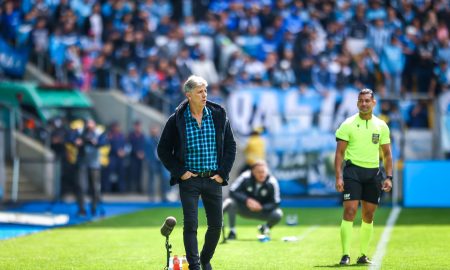 Renato durante jogo com o Atlético-MG (FOTO: LUCAS UEBEL/GREMIO FBPA)