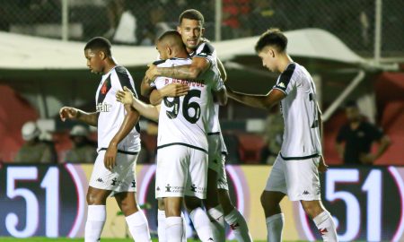 Com gol de João Victor, equipe carioca chega a sequência de oito jogos sem perder (Foto: Matheus Lima/Vasco)