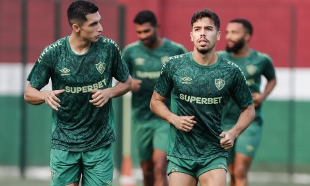 Fluminense em treino realizado nesta terça-feira (3). - Foto: Lucas Merçon/Fluminense F.C