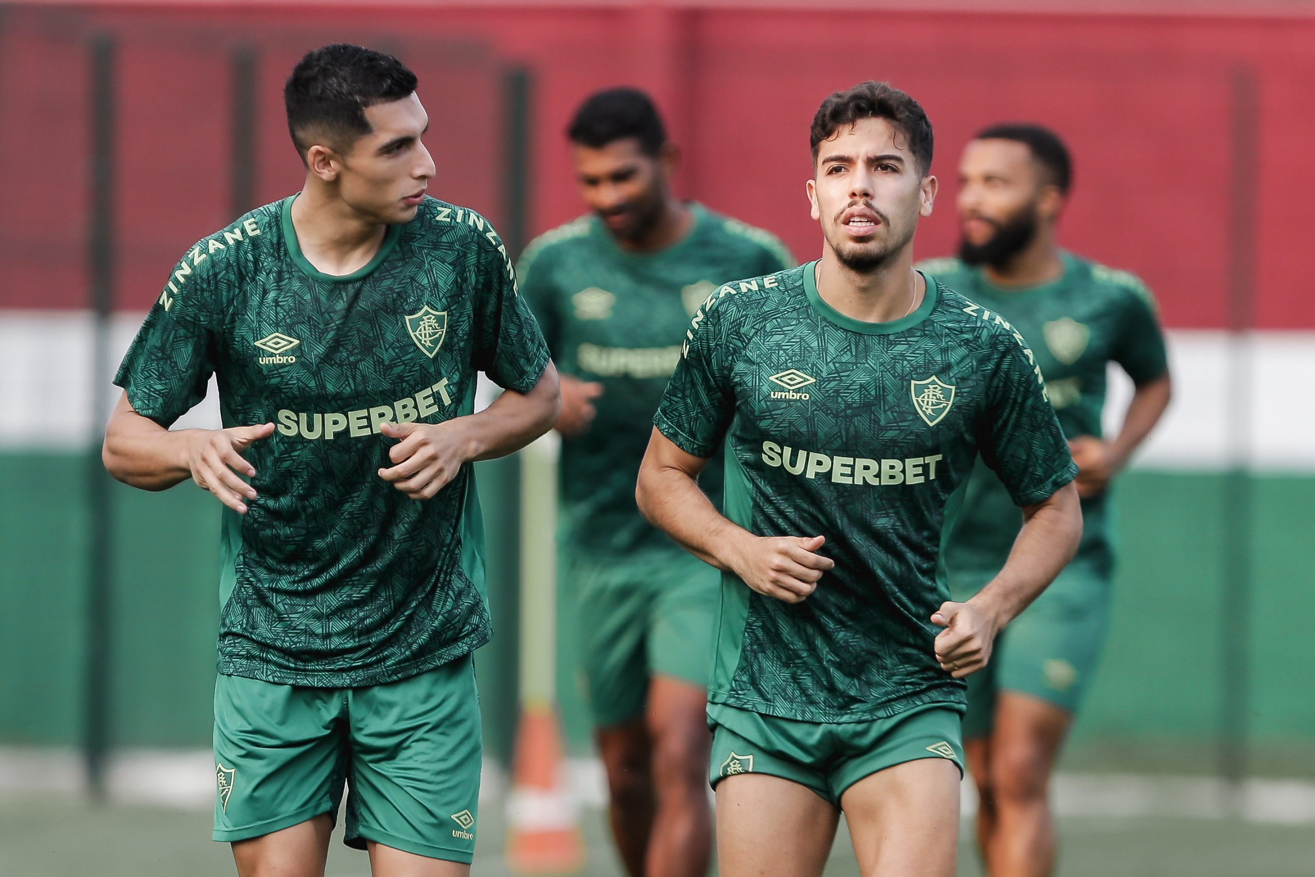 Fluminense em treino realizado nesta terça-feira (3). - Foto: Lucas Merçon/Fluminense F.C