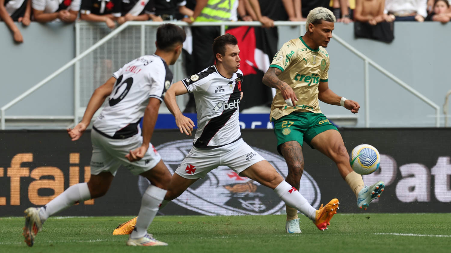 Richard Rios em ação na partida contra o Vasco da Gama. (Foto: Cesar Greco/Palmeiras).