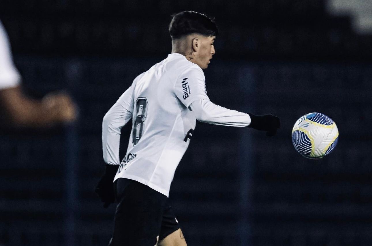 Bruno Xavier pelo Corinthians (Foto: Divulgação).