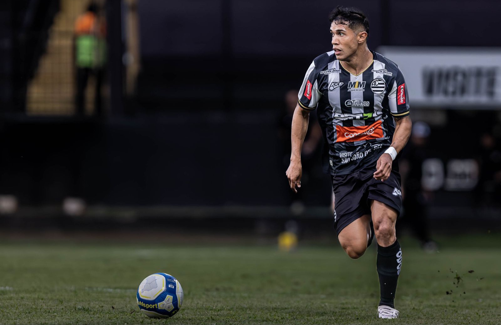 Paul Villero defende o Athletic (Foto: Otavio Silva/Arquivo pessoal)