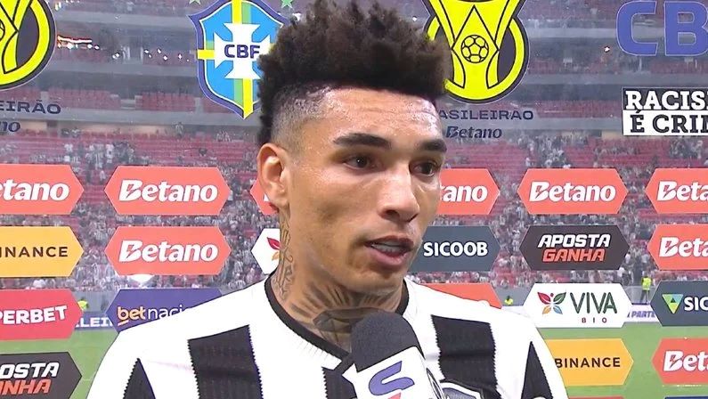 Igor Jesus em entrevista após o empate com o Grêmio. (Foto: Reprodução/Sportv)