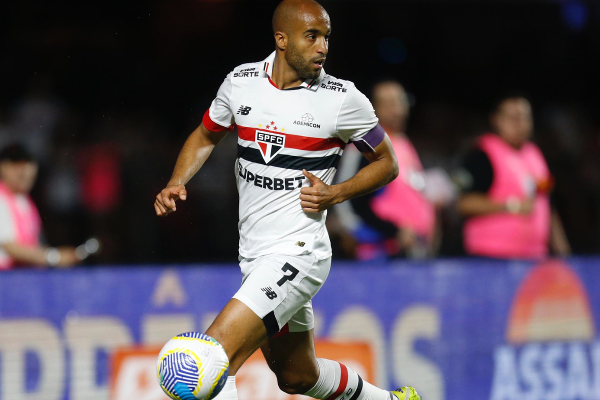 Lucas Moura no jogo contra o Internacional 2024 (Foto: Paulo Pinto / São Paulo FC)