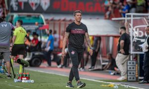 Treinador concedeu entrevista após a vitória diante do Atlético Goianiense