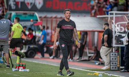 Treinador concedeu entrevista após a vitória diante do Atlético Goianiense