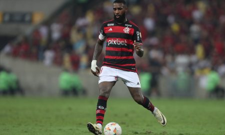 Gerson no duelo contra o Vasco. Photo by: Wagner Meier/Getty Images