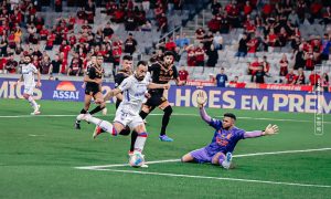 Athletico e Fortaleza empatam em jogo eletrizante pelo Brasileirão (Foto: Matheus Amorim/Fortaleza EC)