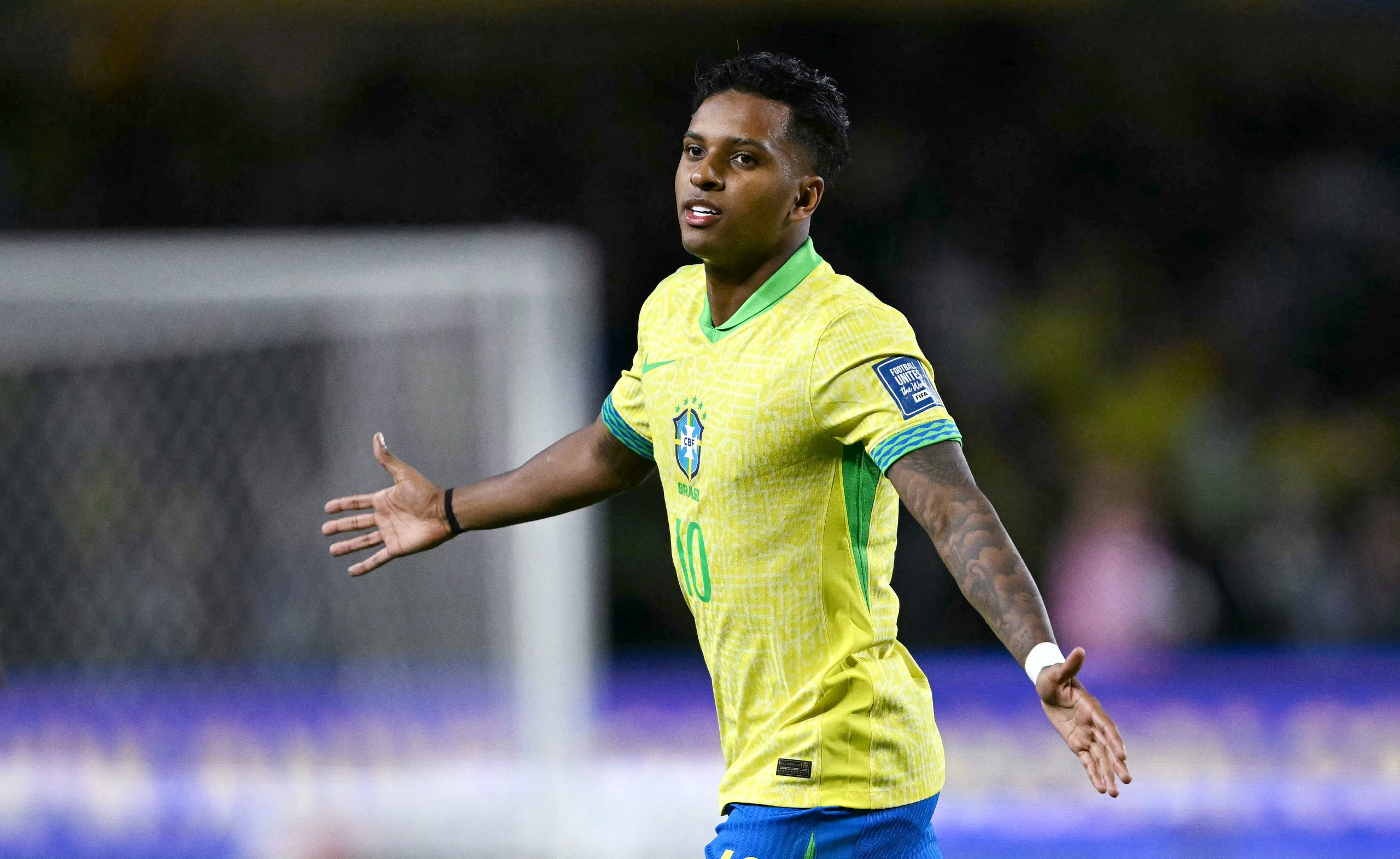 Rodrygo marcou o gol da vitória do Brasil (Foto: MAURO PIMENTEL/AFP via Getty Images)