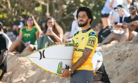 Filipe Toledo na etapa de Pipeline da WSL. (Foto: Brent Bielmann/World Surf League)