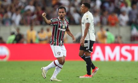 Lima celebra gol pelo Fluminense (Foto: Wagner Meier/Getty Images)