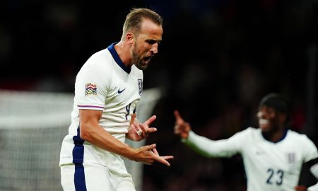 Kane marca dois gols em jogo número 100 pela Inglaterra.