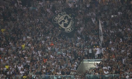 Torcida do Botafogo na partida contra o Fluminense (Foto: Vítor Silva/Botafogo)