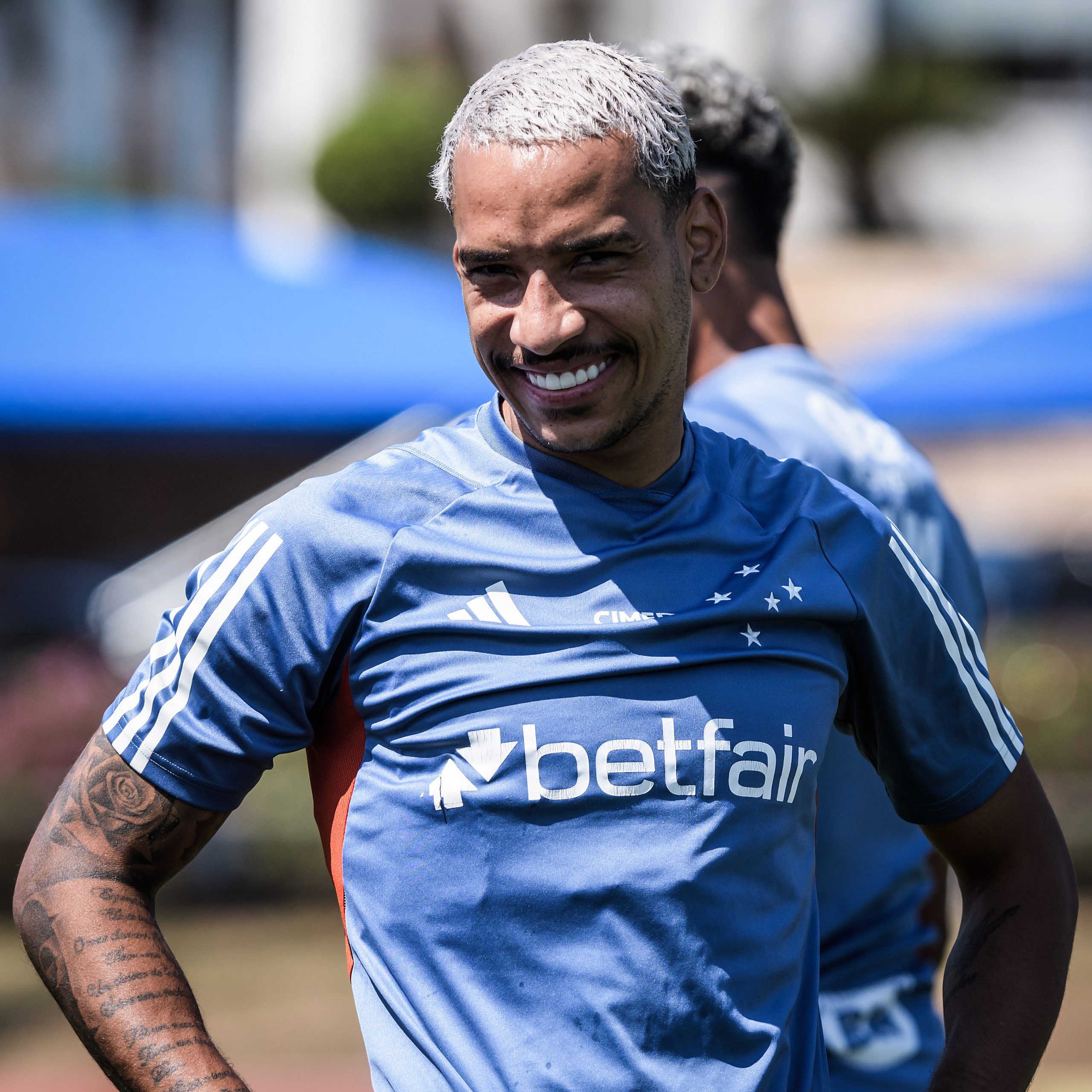 Matheus Pereira retorna aos treinamentos. (Foto: Gustavo Aleixo/Cruzeiro)