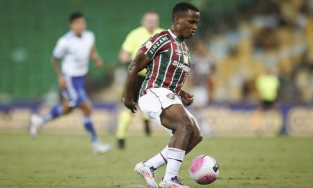 Jhon Arias pode acabar ficando de fora do Fla-Flu. - Foto: Marcelo Gonçalves/Fluminense F.C