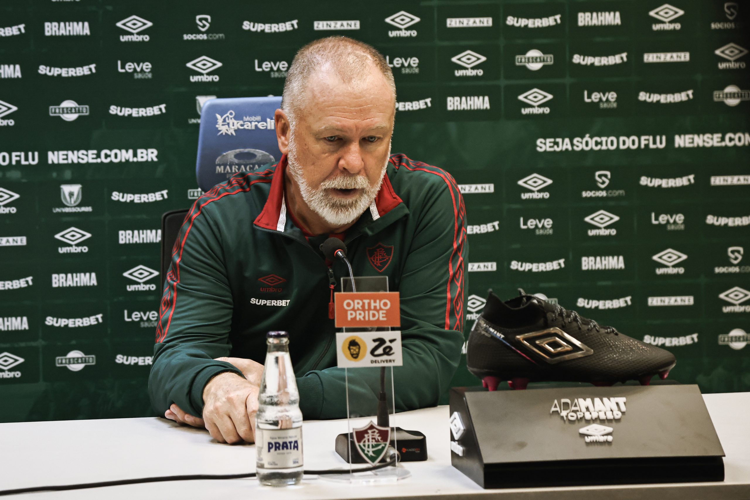 Mano Menezes em entrevista coletiva pós Fluminense x Cruzeiro. - Foto: Marcelo Gonçalves/Fluminense F.C