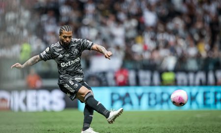 Otávio saiu bastante frustrado após Atlético-MG ceder o empate para o Vitória depois de estar ganhando por 2 a 0. Foto: Pedro Souza/Atlético-MG