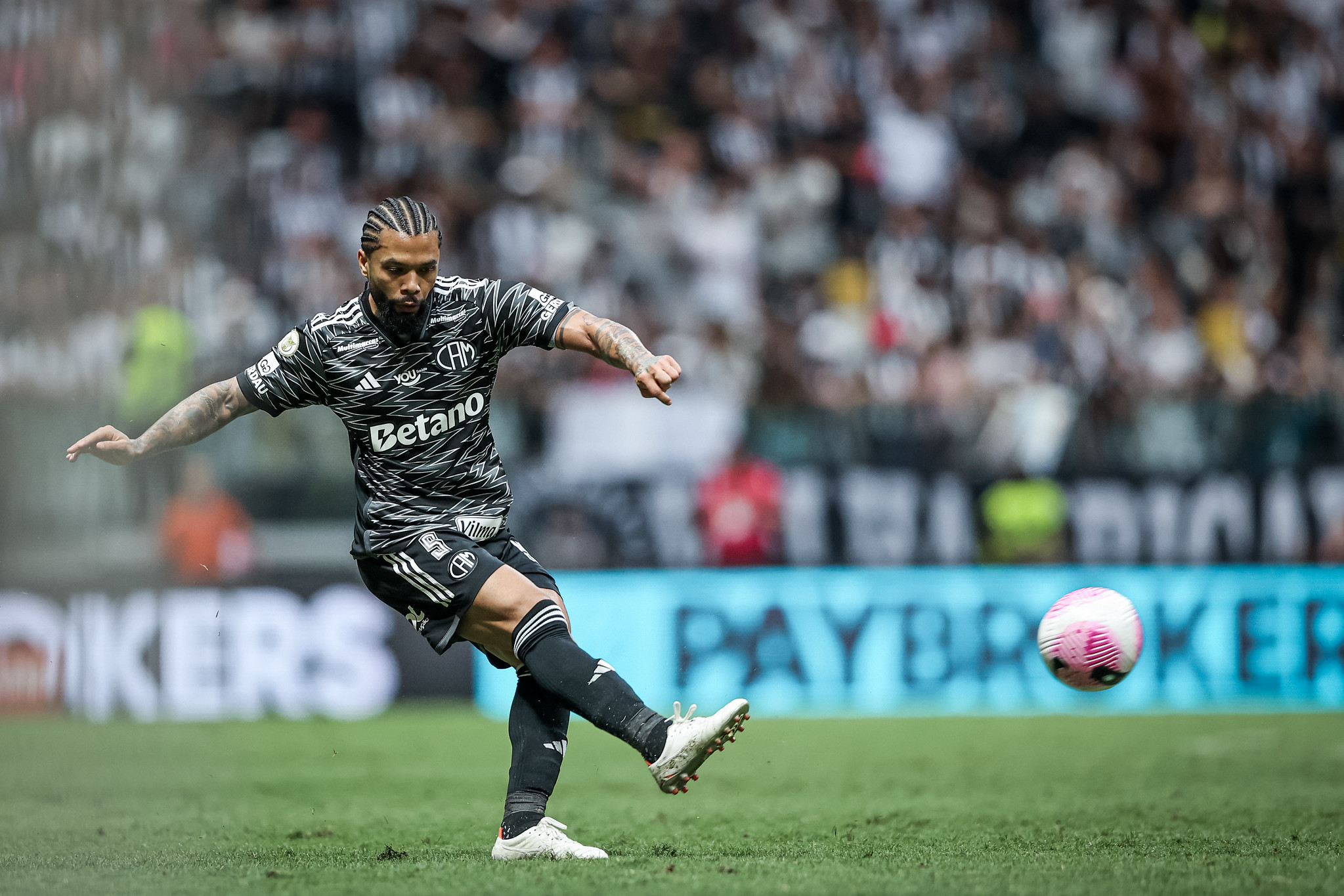 Otávio saiu bastante frustrado após Atlético-MG ceder o empate para o Vitória depois de estar ganhando por 2 a 0. Foto: Pedro Souza/Atlético-MG