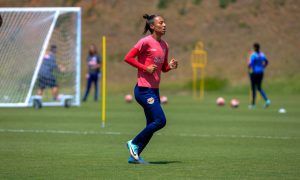 Isa Fernandes, jogadora do time feminino profissional do Red Bull Bragantino. (Foto: Fernando Roberto/Red Bull Bragantino)