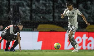 Atlético-MG levou a melhor com o empate (Foto: Pedro Souza / Atlético)