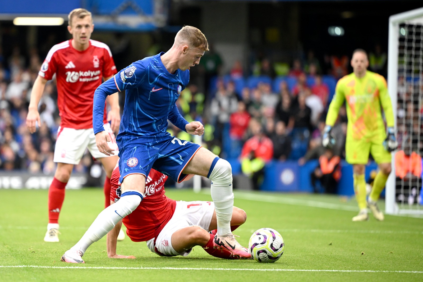 Disputa de jogo entre Chelsea x Nottingham Forest. (Foto: Foto: Clive Mason/Getty Images)