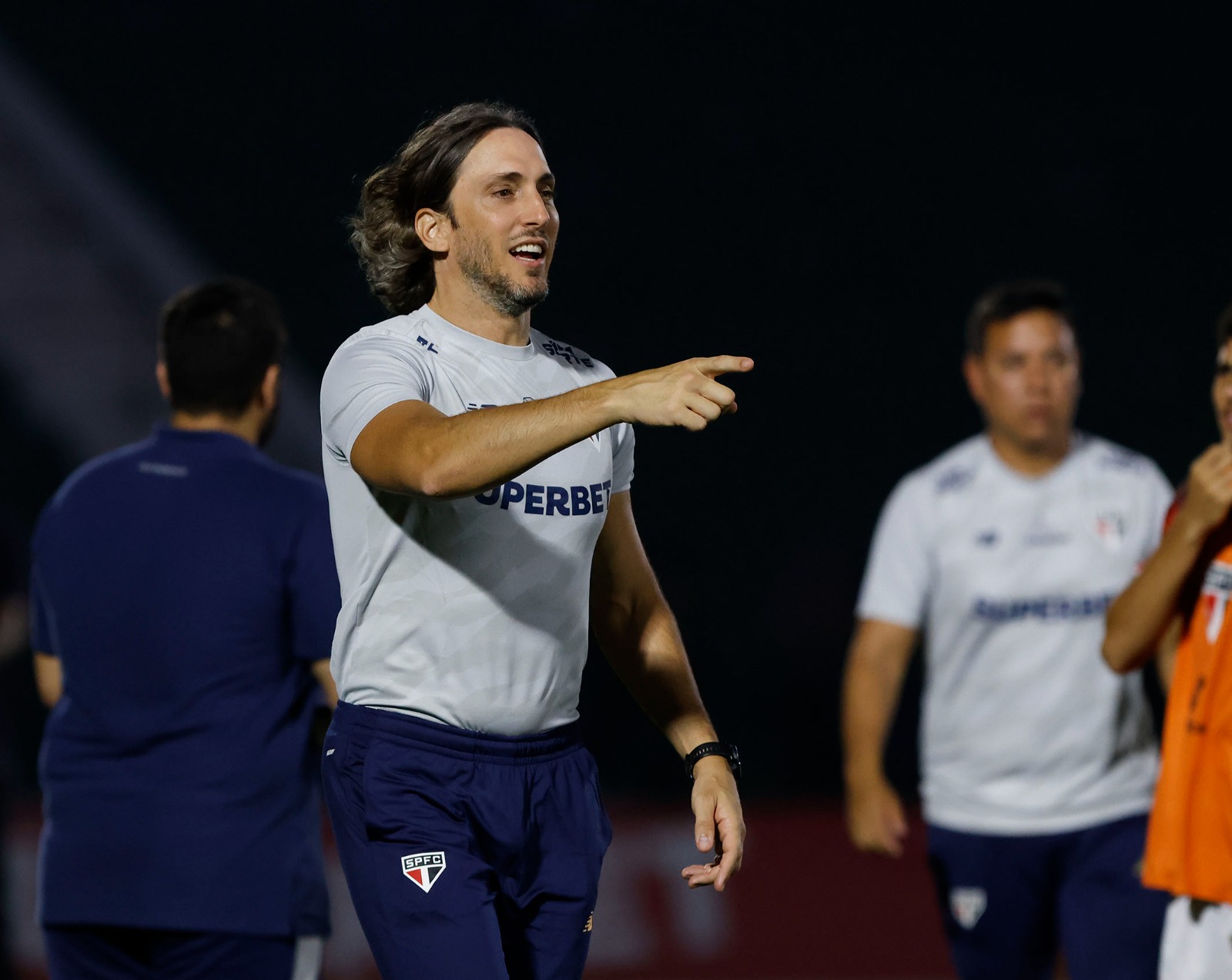 Técnico Luis Zubeldia (Photo by Rubens Chiri)