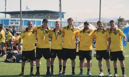 Simão, Gustavo, Pedro Henrique, Felipe, Samuel, Manoel e Rodrigo, da esquerda para a direita, membros da comissão técnica do Pulo Futebol (Foto: Gabriel Ferrari/FCom/Divulgação)