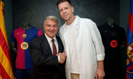 Szczęsny ao lado Joan Laporta. (Foto: German Parga/FC Barcelona)