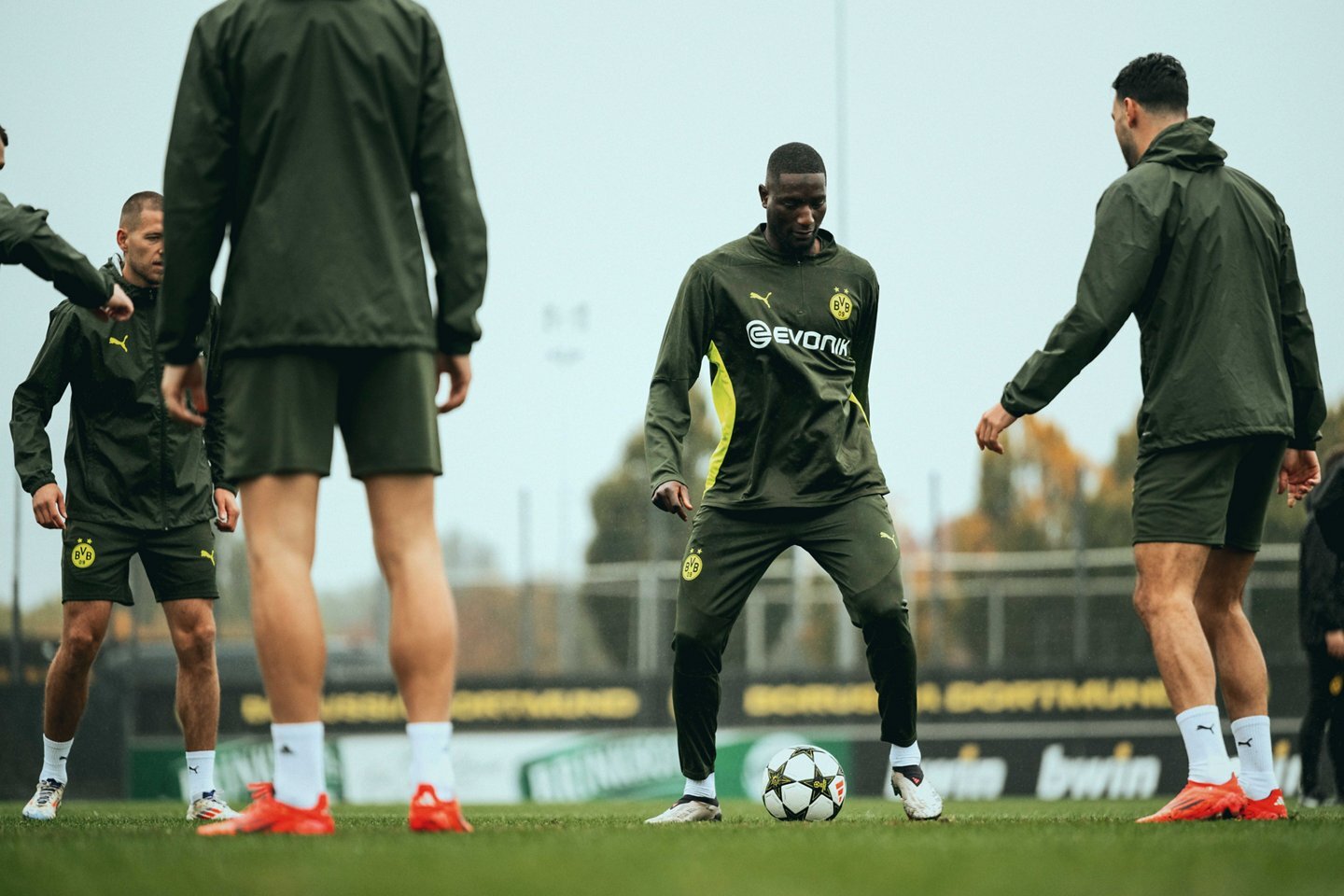 Treino do Borussia. (Foto: Divulgação/Borussia Dortmund)