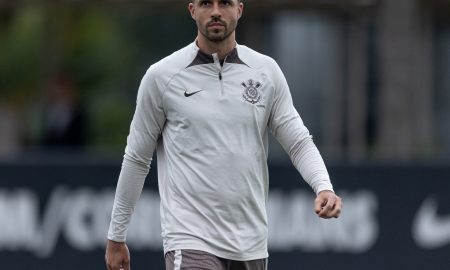 Héctor Hernández se lesiona e não joga mais pelo Corinthians em 2024 (Foto: Rodrigo Coca/Agência Corinthians)