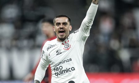 Com tabu favorável, Corinthians recebe o Athletico em confronto direto contra o rebaixamento no Brasileirão. (Foto: Rodrigo Coca/Agência Corinthians)